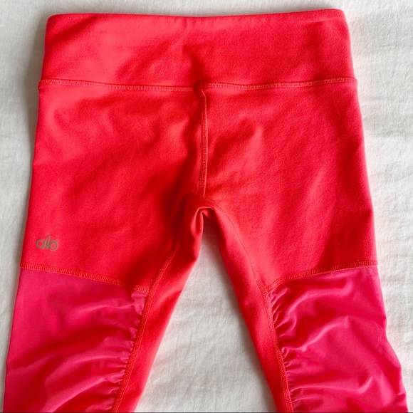 Alo Yoga Mesh Goddess Legging Neon Azalea Size Medium Dance Pilate - Picture 11 of 16